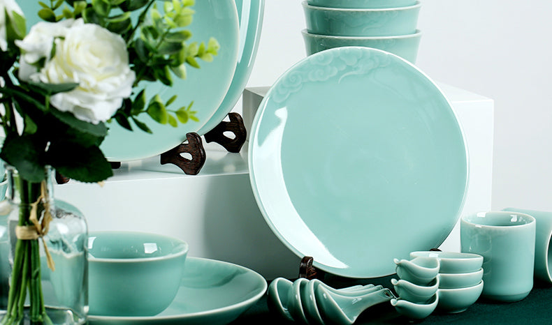 Beautiful Procelain Dinner Plate in Teal Colour